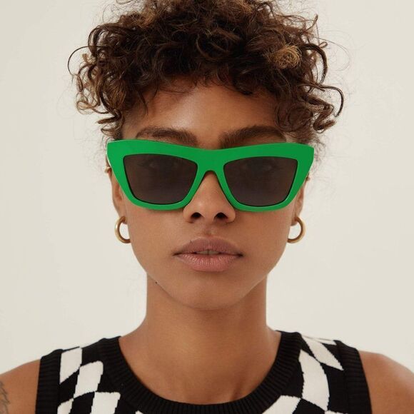 SALE! NEW Bottega Veneta BV1121S 005 Green Cat Eye Unisex Sunglasses main image 6